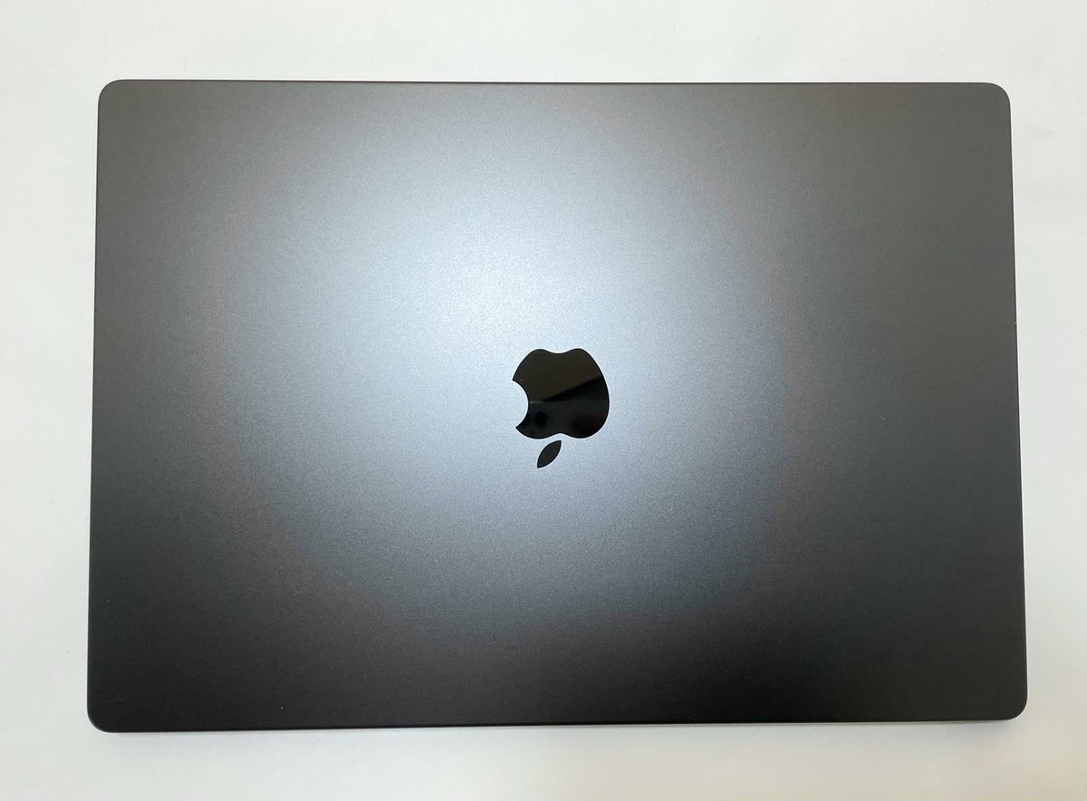 APPLE MacBook Pro A3403 2024 16" M4 Pro 48GB 512GB SSD Black Tahoe -Good
