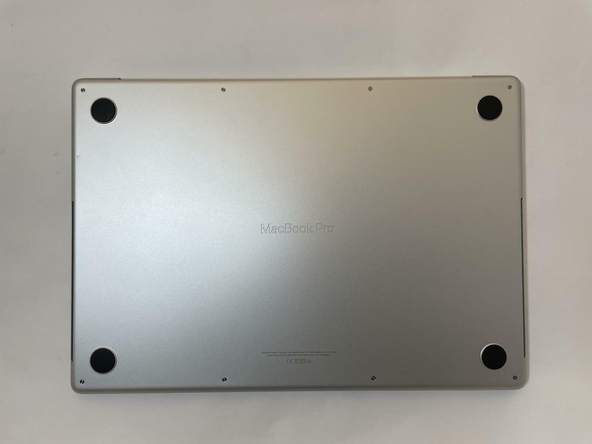 APPLE MacBook Pro A2485 2021 16" M1 Pro 16GB 512GB SSD Silver Tahoe -Very Good