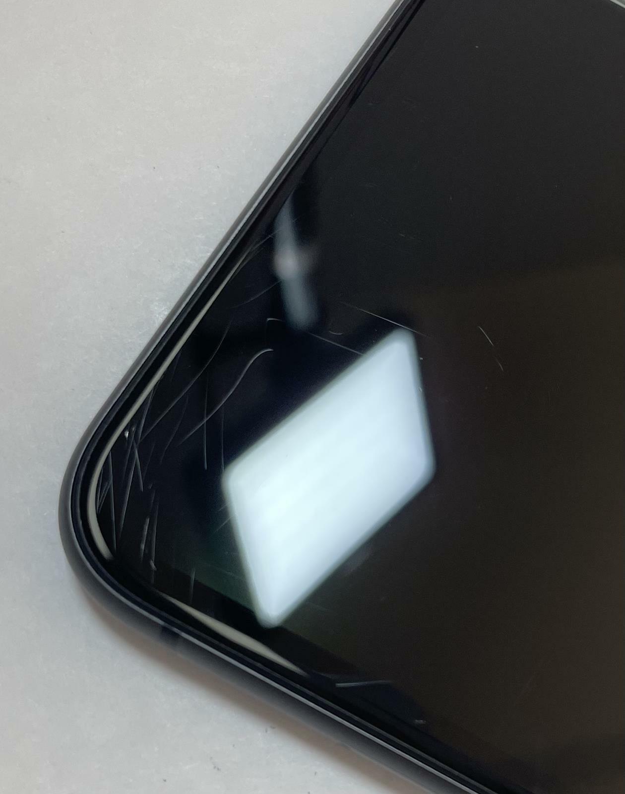 APPLE iPhone 11 A2111 64GB Unlocked Black iOS