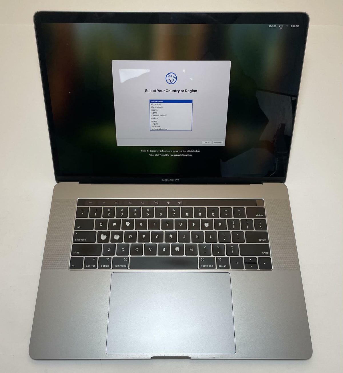APPLE MacBook Pro A1990 2019 15" Core i9 9880H 16GB 512GB SSD Gray Sequoia