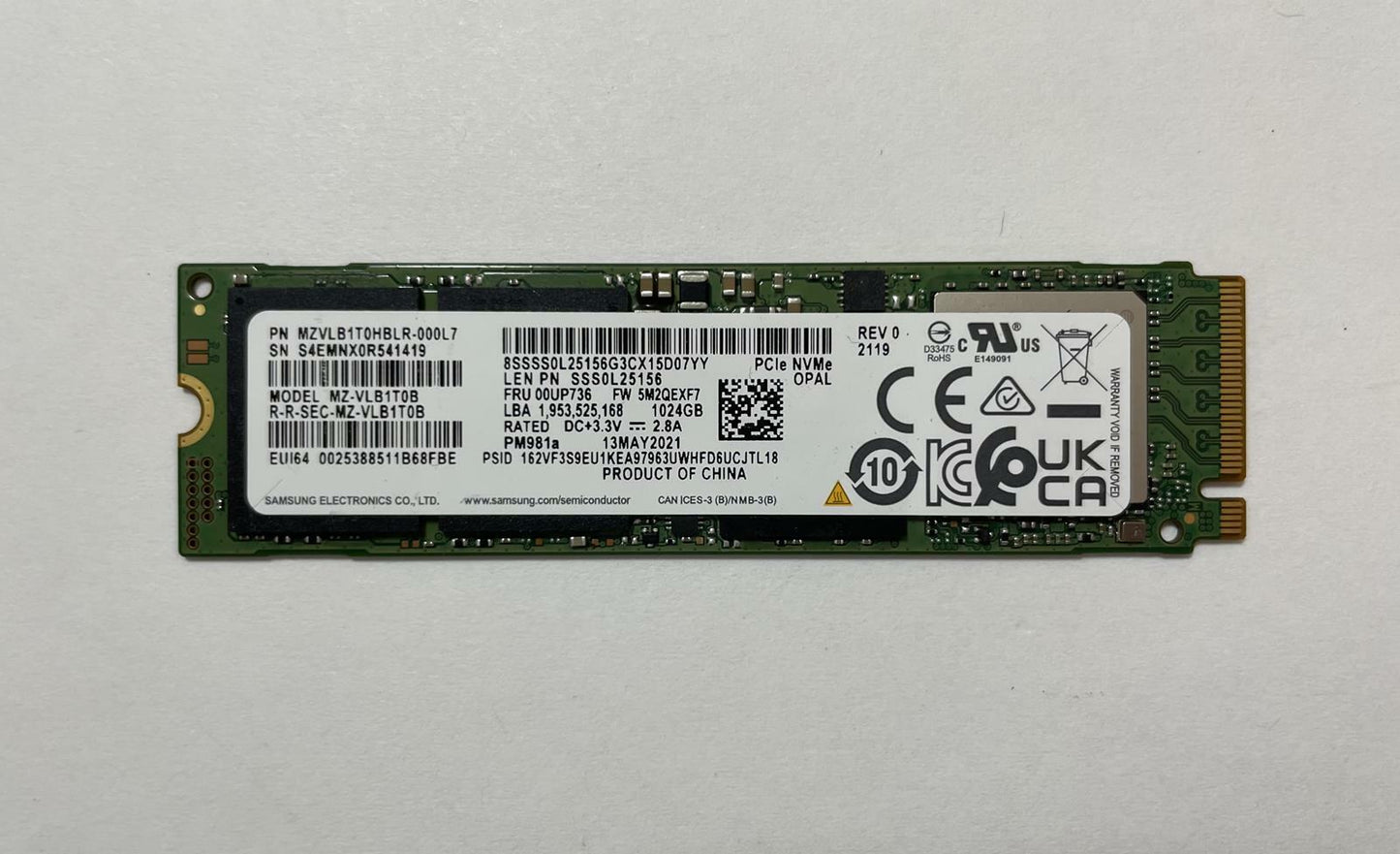 SAMSUNG MZ-VLB1T0B PM981a 1TB M.2 2280 PCIe 3 x4 NVMe Internal SSD