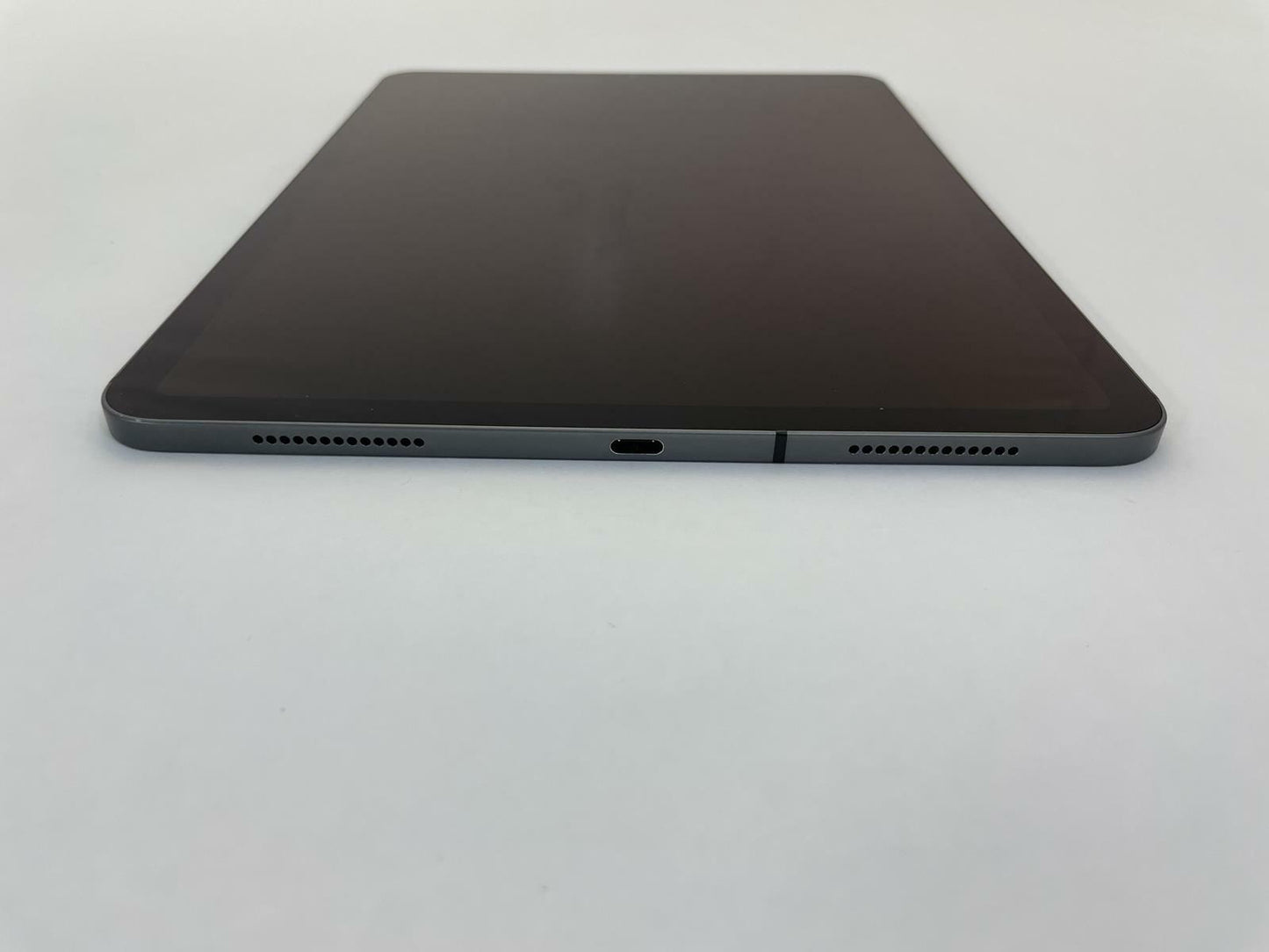 APPLE iPad Pro A2013 11" 256GB WiFi + Cellular Space Gray Unlocked -Very Good