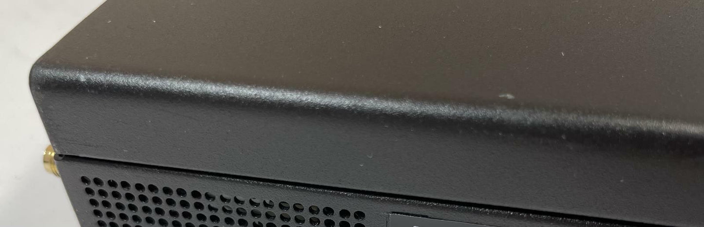 LENOVO THINKCENTRE M70Q Tiny Desktop i5-10400T 8GB 128GB NVMe Windows 11 -Good