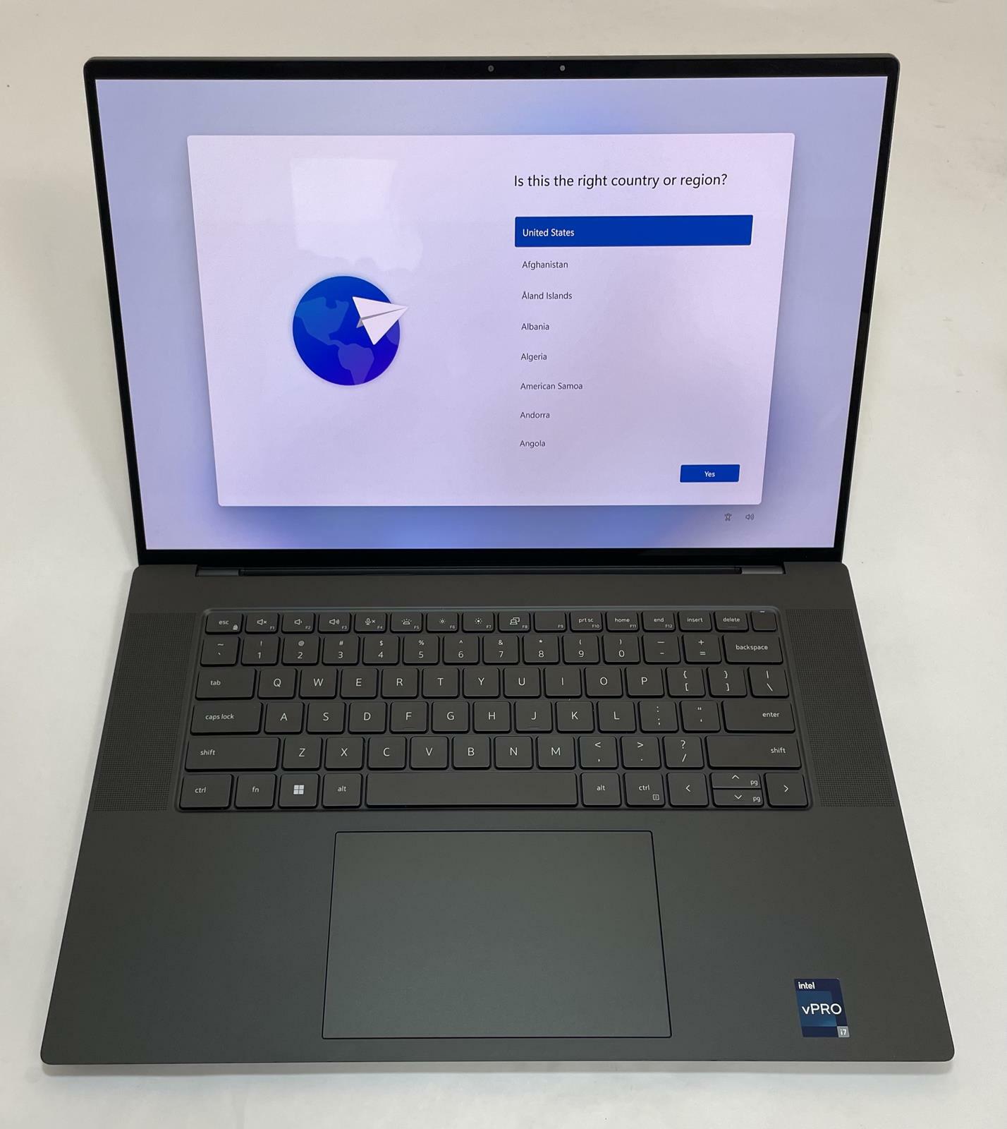 DELL PRECISION 5680 16" Touch Laptop Core i7-13800H 32GB 512GB NVMe WIN11 -Good