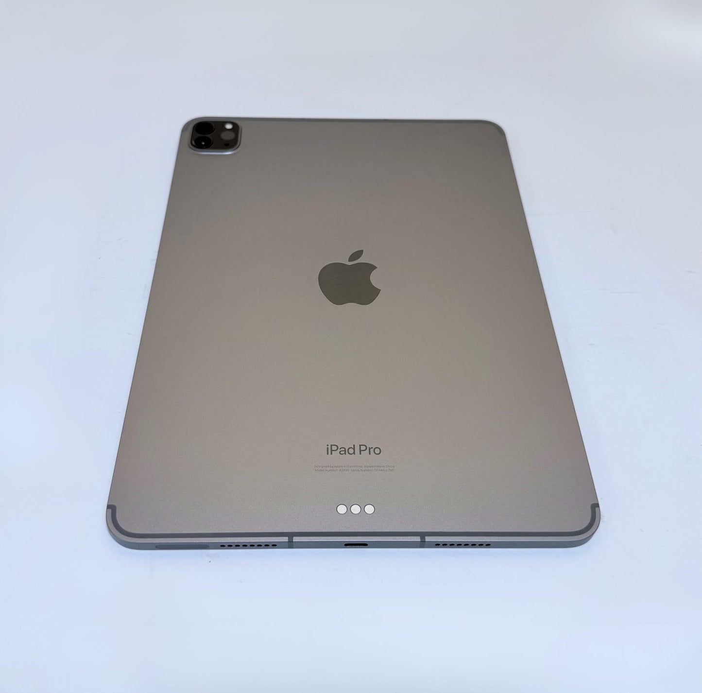 APPLE iPad Pro 11" (4th Gen) A2435 256GB Wi-Fi Space Gray Unlocked - Very Good