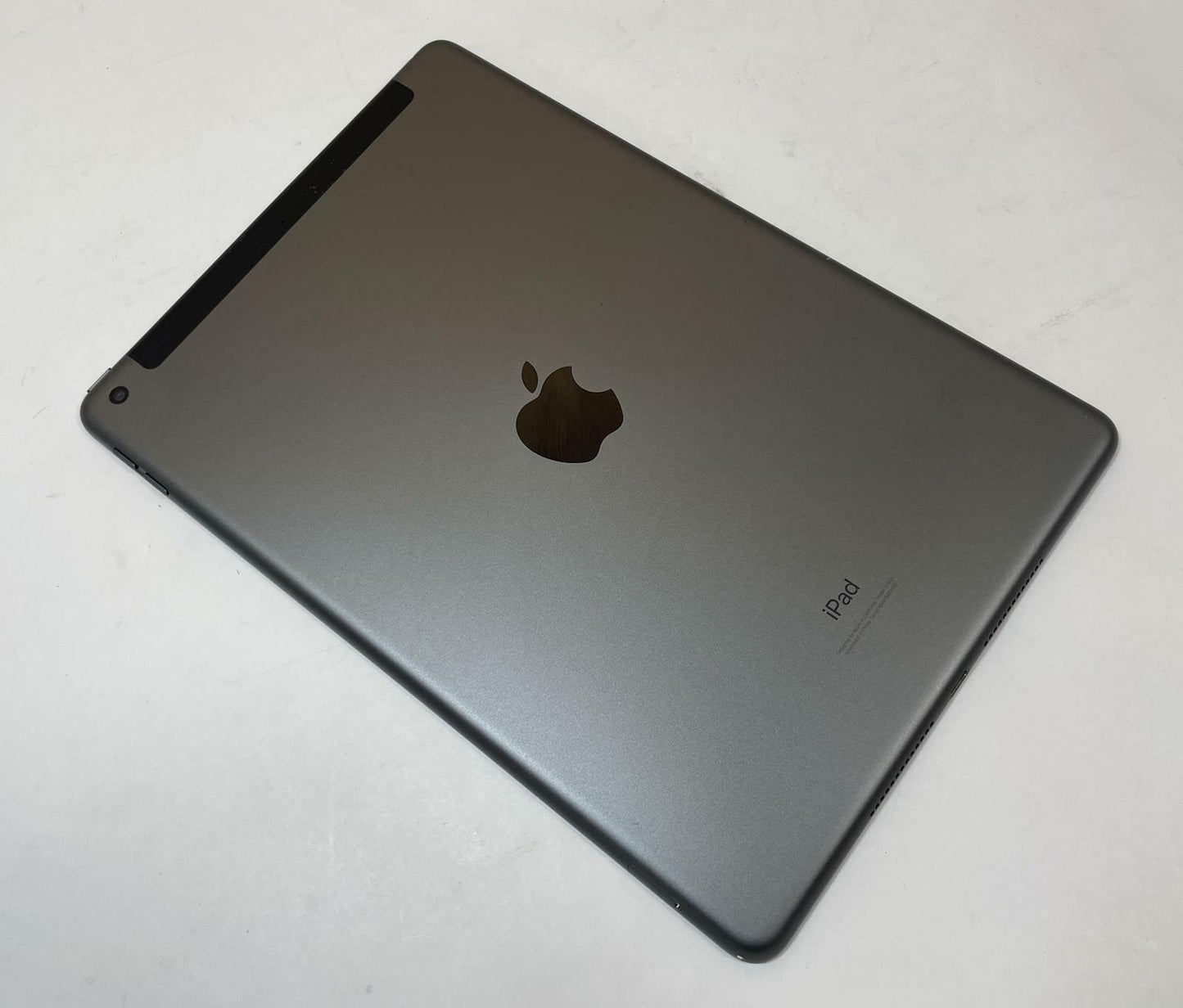 APPLE iPad 9th Gen A2603 10.2" 64GB Wi-Fi + Cellular Gray iOS
