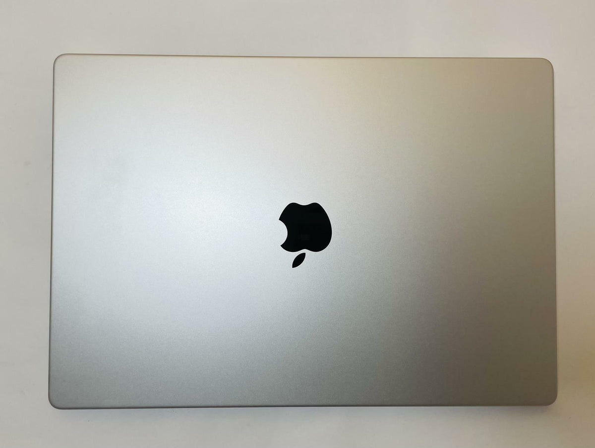 APPLE MacBook Pro A2485 2021 16" M1 Pro 16GB 512GB SSD Silver Tahoe -Very Good