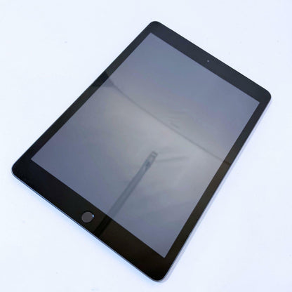 APPLE iPad (8th Gen) A2429 10.2" 32GB Unlocked Space Gray iOS