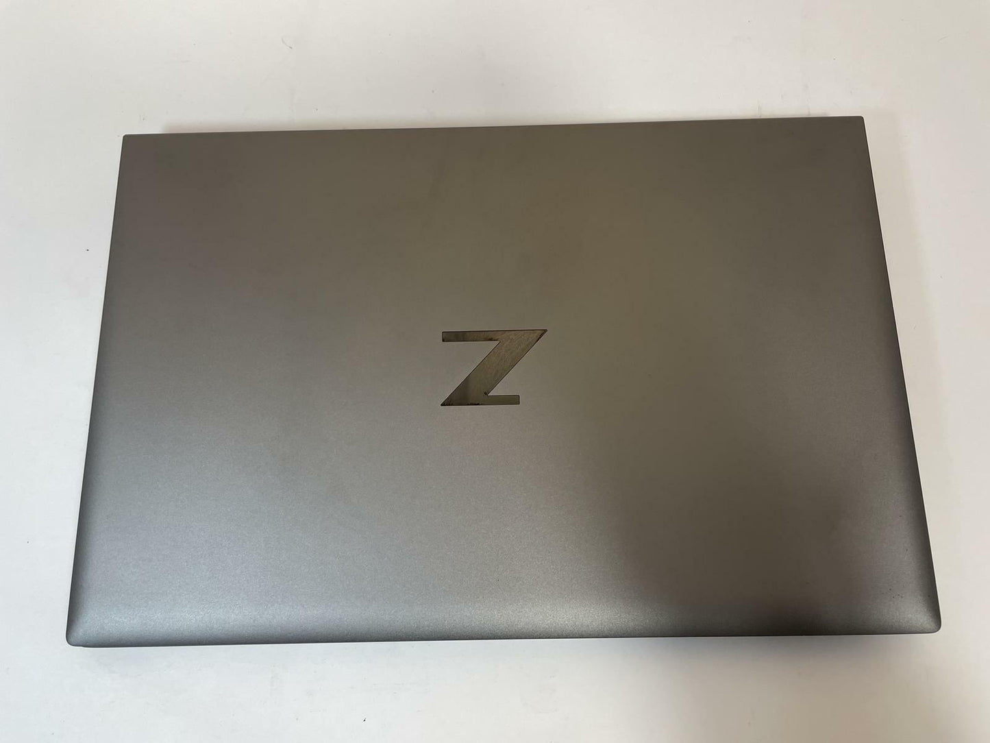 HP ZBook Firefly 14 G7 13.9" Core i7 10610U 512GB 16GB Windows 11