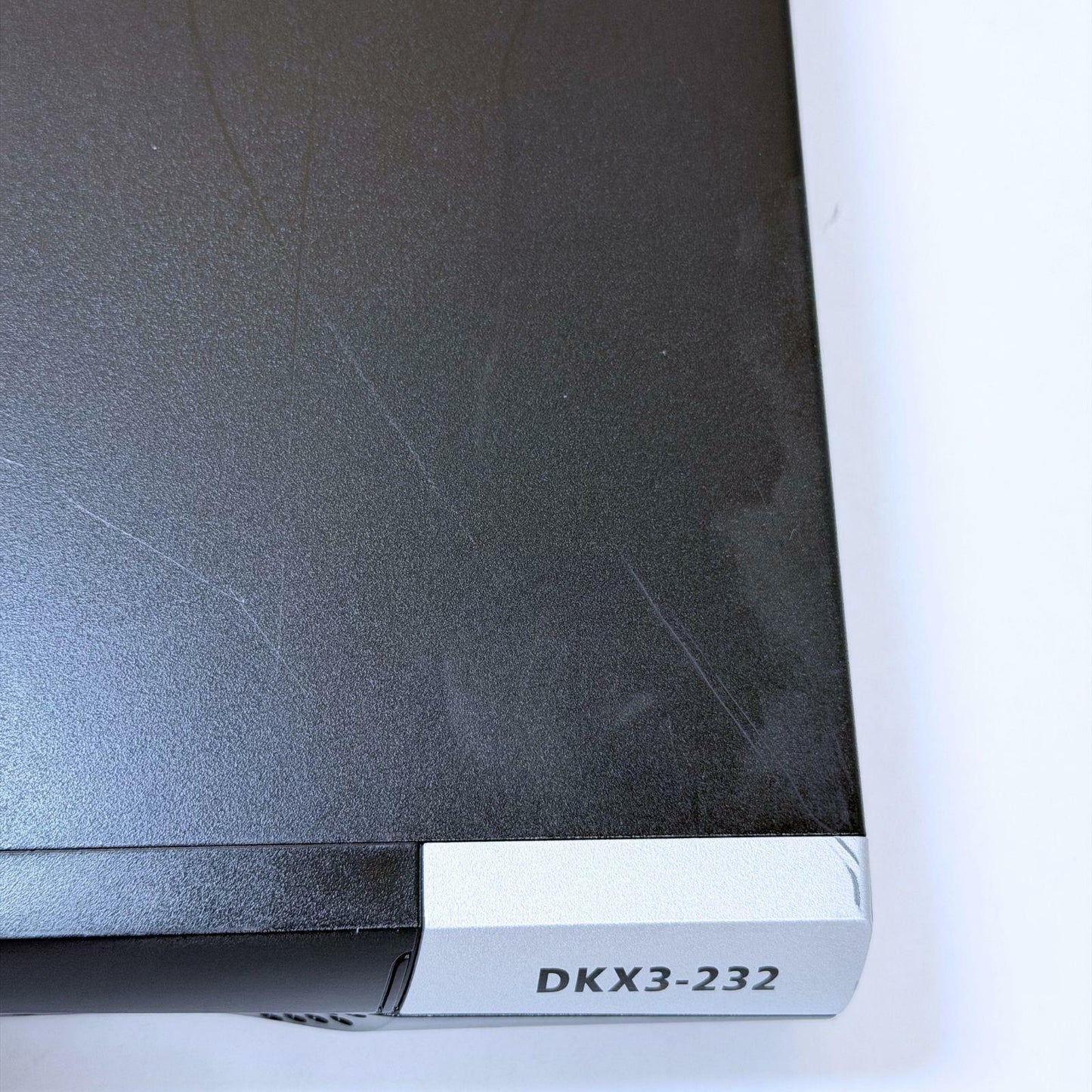 Raritan Dominion DKX3-232 32-Port KVM Over IP Switch