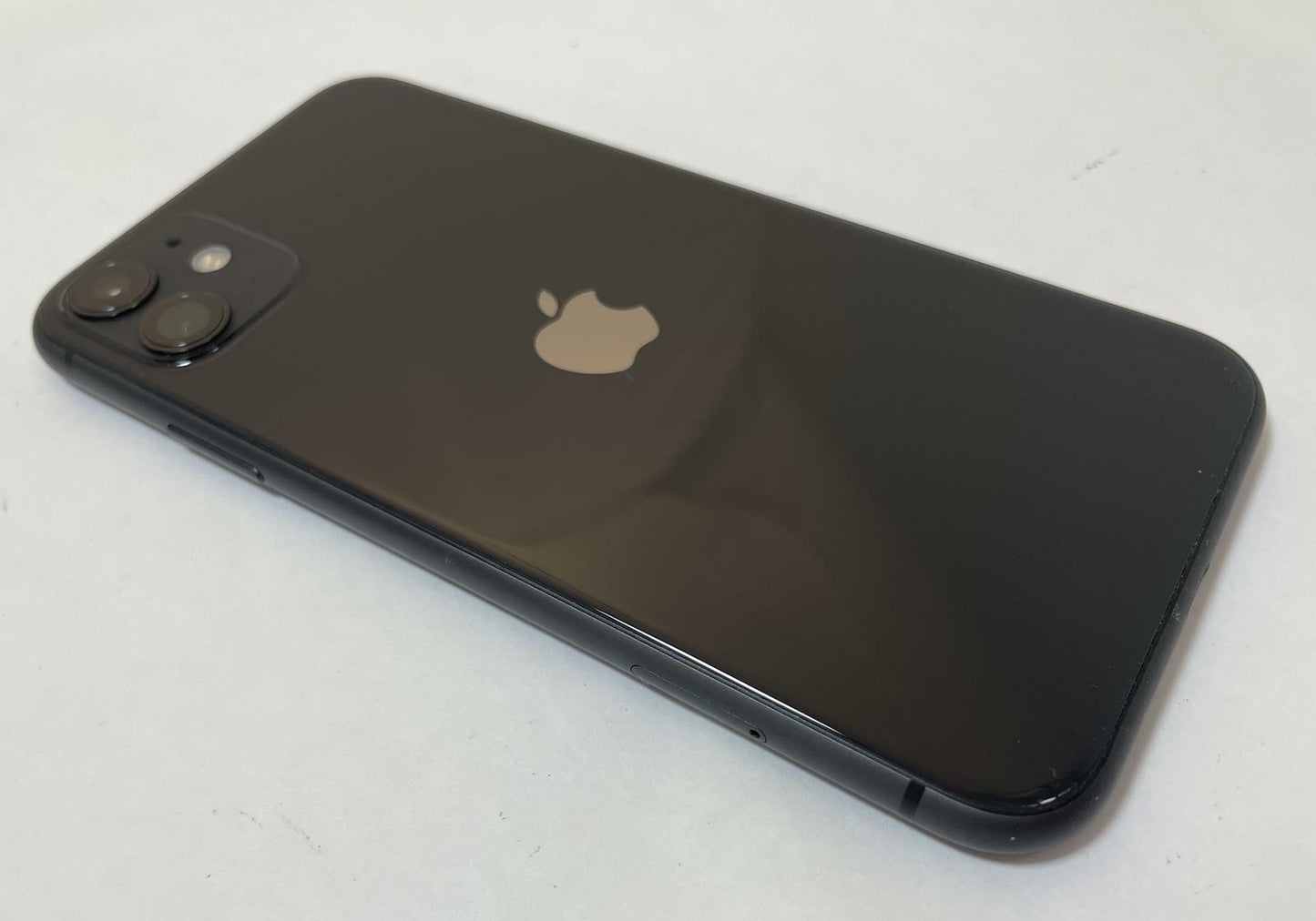 APPLE iPhone 11 A2111 64GB Unlocked Black iOS