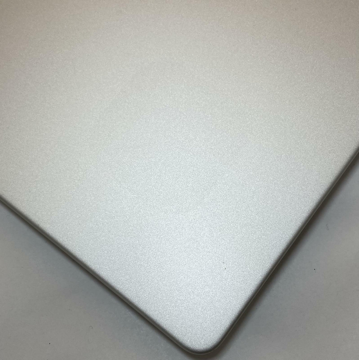 APPLE MacBook Pro A2485 2021 16" M1 Pro 16GB 512GB SSD Silver Tahoe -Good