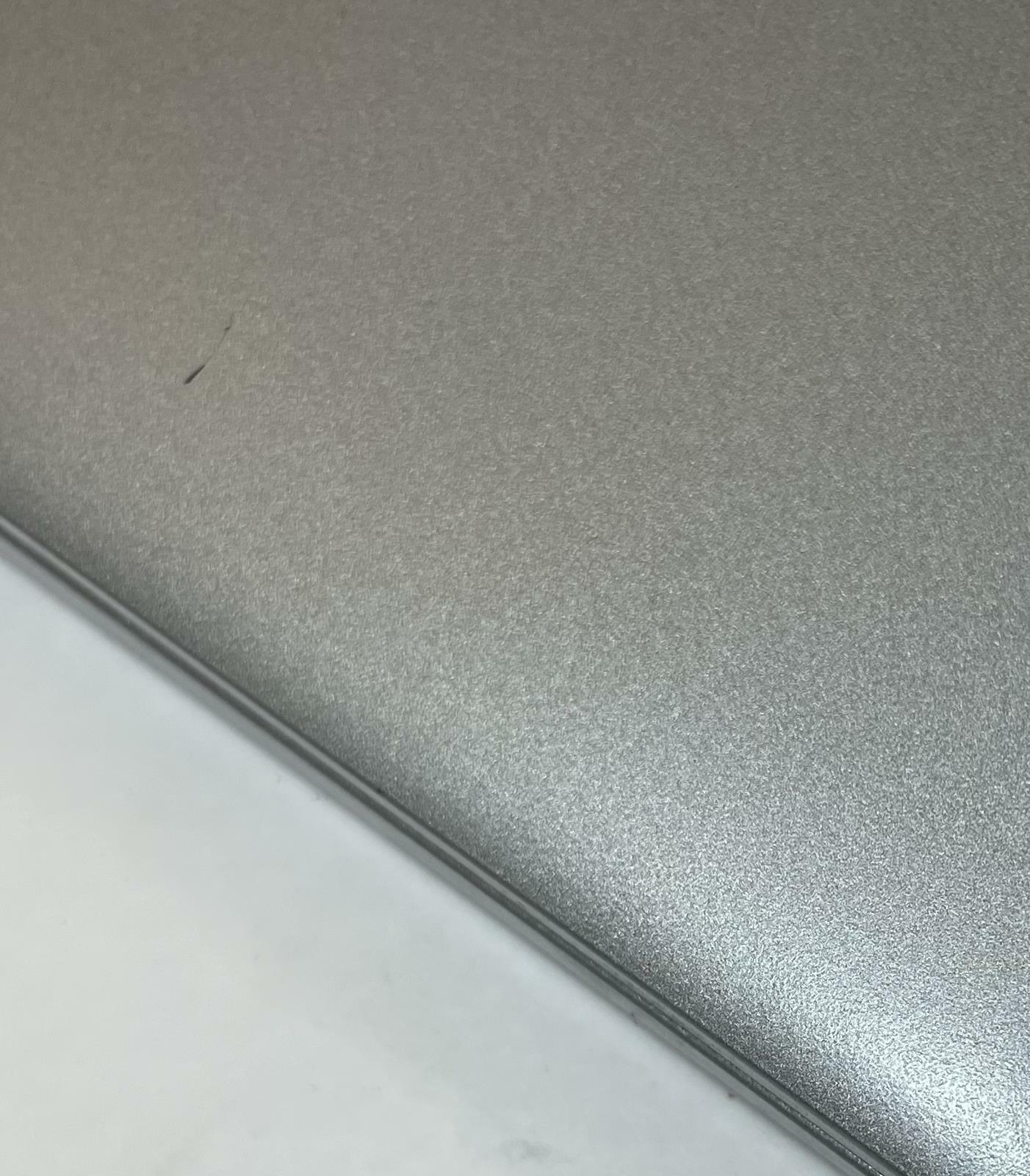 DELL PRECISION 3570 15" Laptop i5-1245U 16GB 256GB NVMe W11 Quadro T550-VeryGood