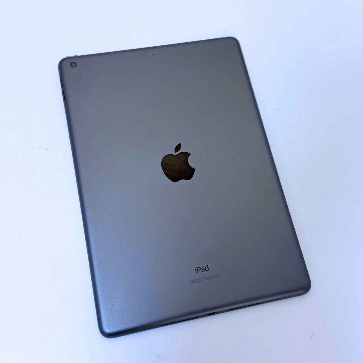 Apple iPad (8th Gen) A2270 10.2" 32GB WiFi Space Gray - Very Good