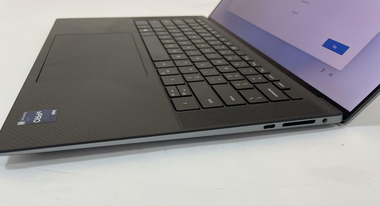 DELL PRECISION 5570 15" Touch Laptop Core i7 12700H 32GB 512GB NVMe WIN11P -Good