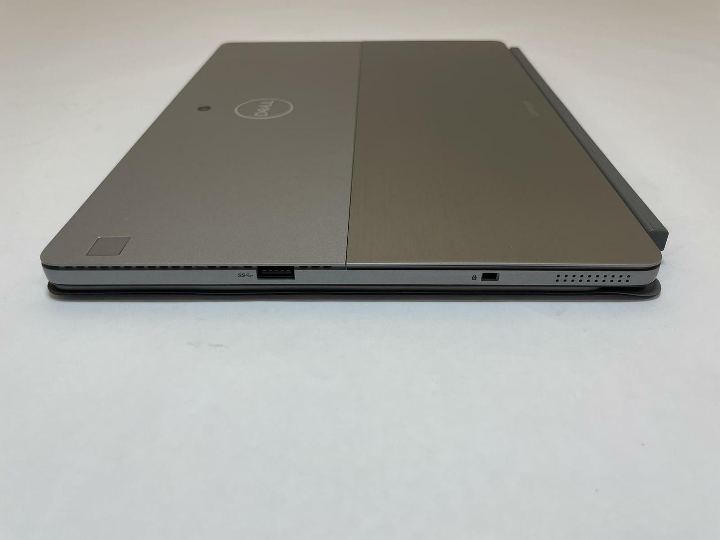 DELL LATITUDE 7200 12.3" 2-IN-1 Tablet i5 8365U 8GB 256GB Windows 11 -Very Good