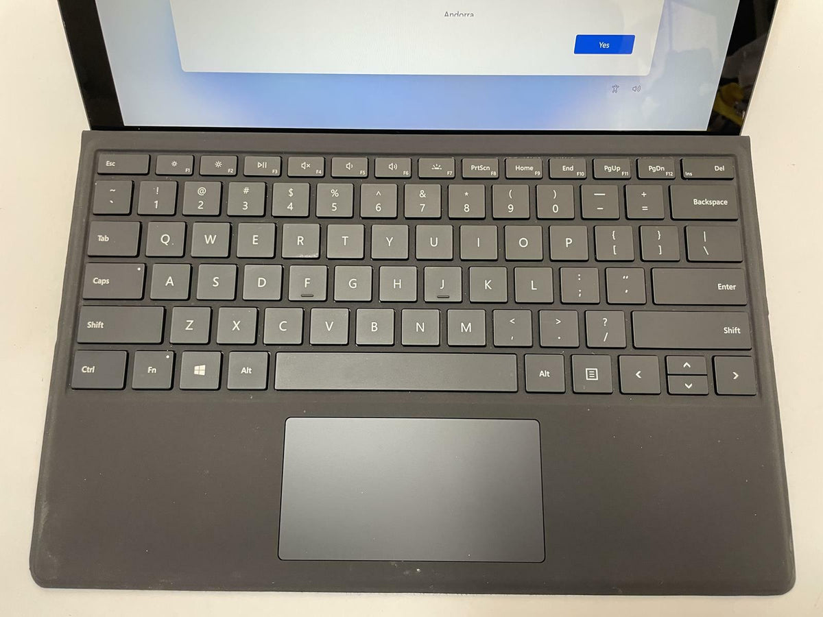 MICROSOFT SURFACE PRO 7 Plus i7 1165G7 16GB 256GB Black WIN11 W/ Keyboard -Good