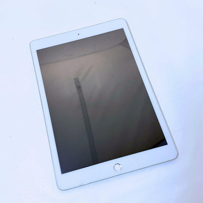 Apple iPad (8th Gen) A2270 10.2" 32GB WiFi Silver