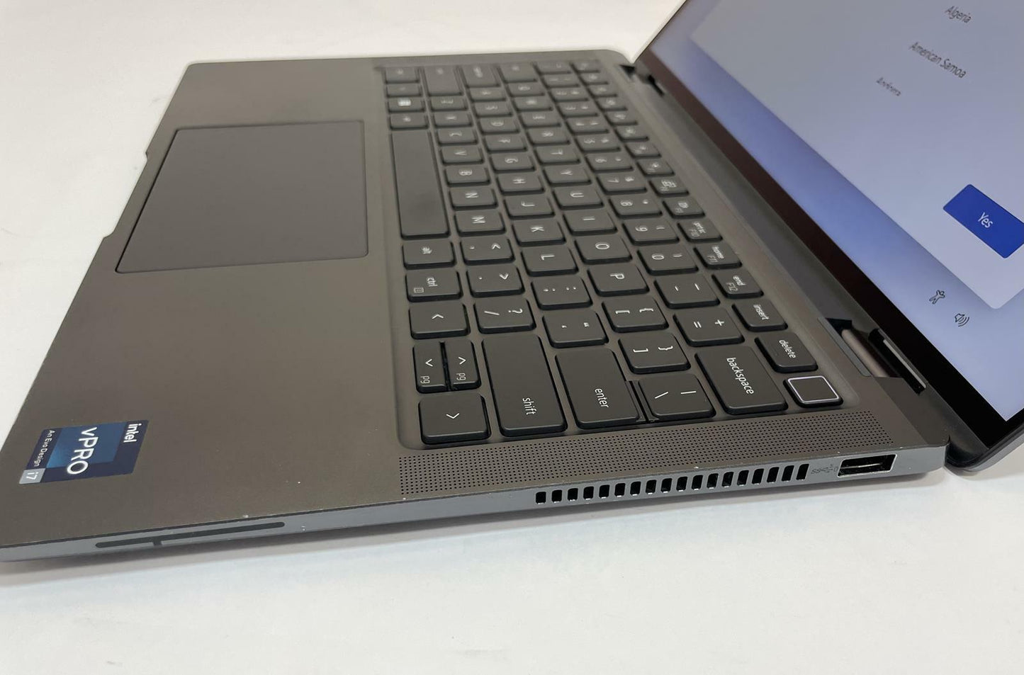 DELL LATITUDE 9430 14" 2n1 Laptop Core i7 1265U 16GB 256GB NVMe WIN11 -Very Good