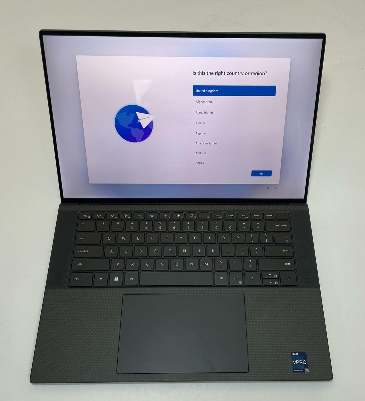 DELL PRECISION 5570 15" Touch Laptop Core i7 12700H 32GB 512GB NVMe WIN11P -Good