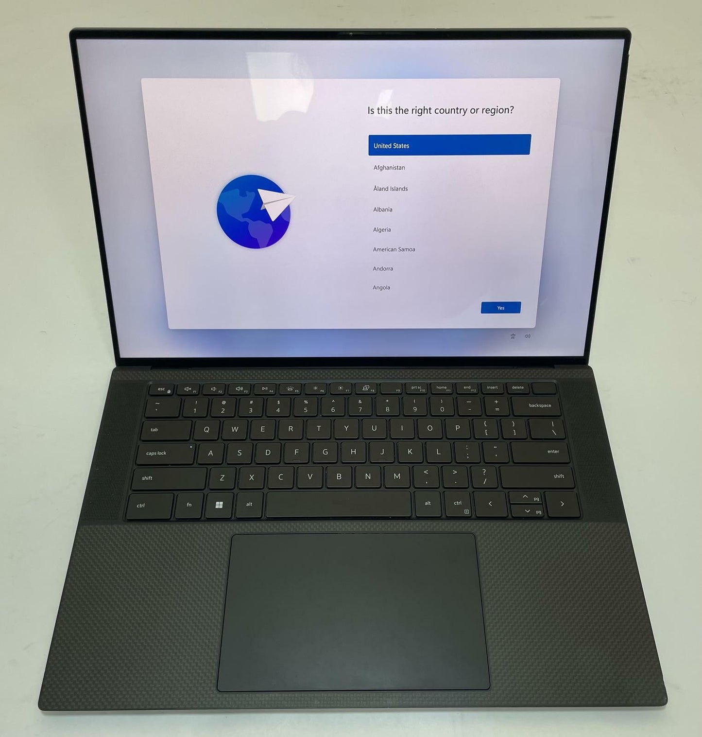 DELL PRECISION 5570 15" Touch Laptop Core i7 12700H 32GB 512GB NVMe WIN11P -READ