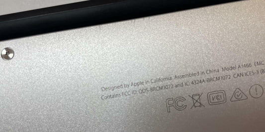 APPLE Macbook Air A1466 2015 13" i5 5250U 8GB 128GB Silver Ventura -Very Good