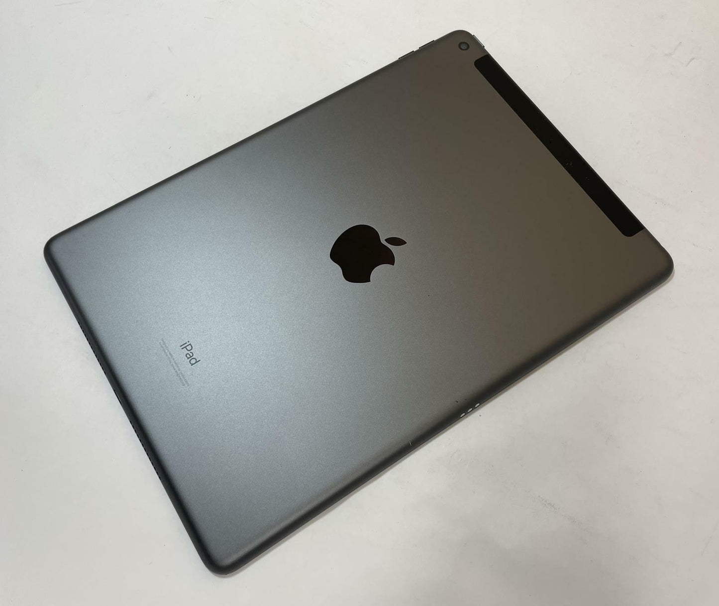 APPLE iPad 9th Gen A2603 10.2" 64GB Wi-Fi + Cellular Gray iOS