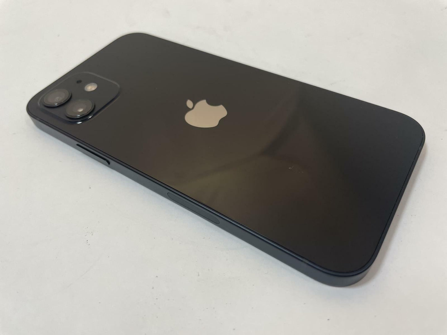 APPLE iPhone 12 A2172 128GB Unlocked Black iOS -Very Good