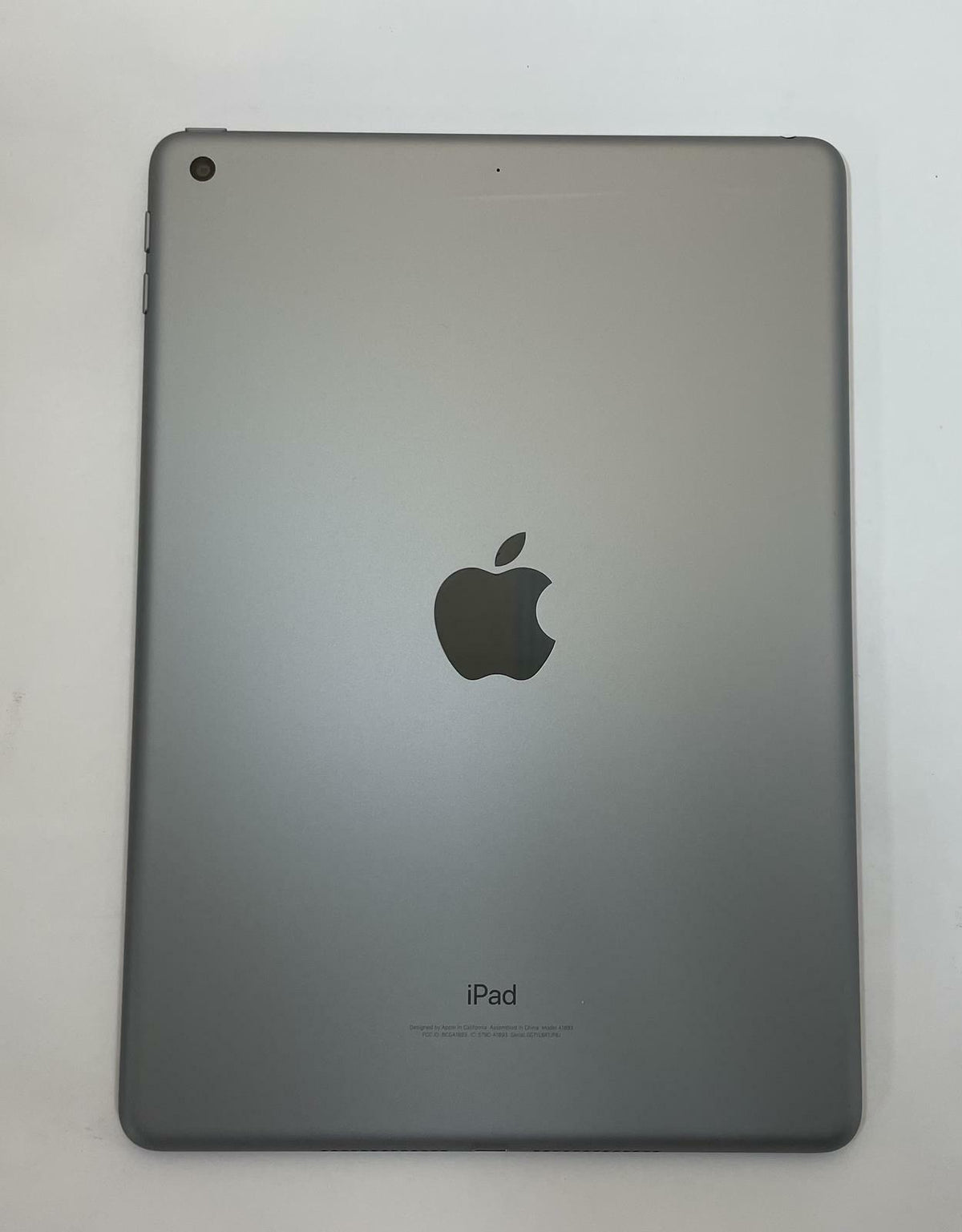 APPLE iPad (6th Gen) A1893 9.7" 32GB WiFi Space Gray - Good