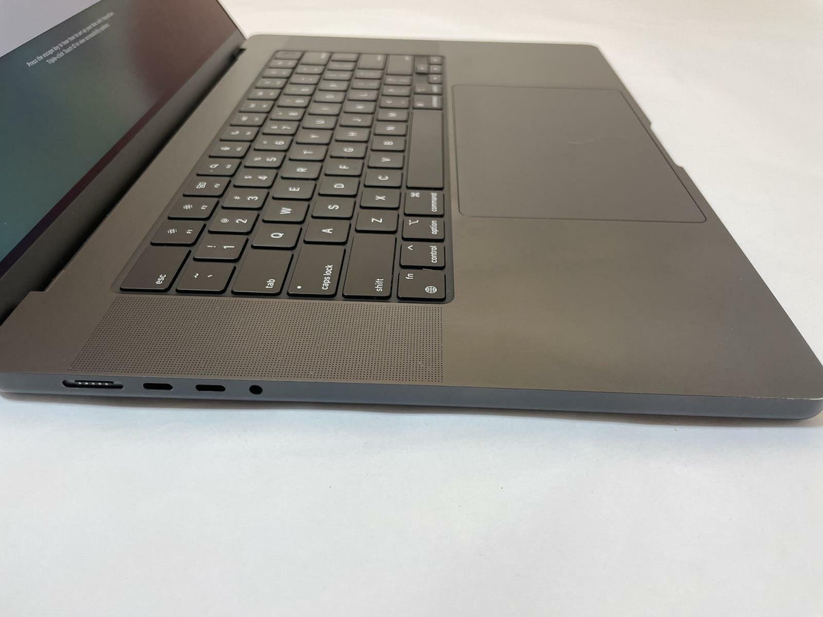 APPLE MacBook Pro A2991 2023 16" M3 Pro 18GB 512GB SSD Black Tahoe -Good