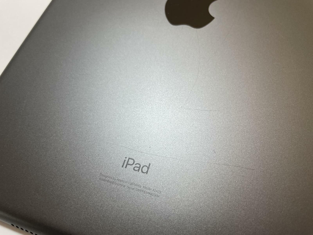 APPLE iPad (8th Gen) A2429 10.2" 32GB Unlocked Space Gray iOS