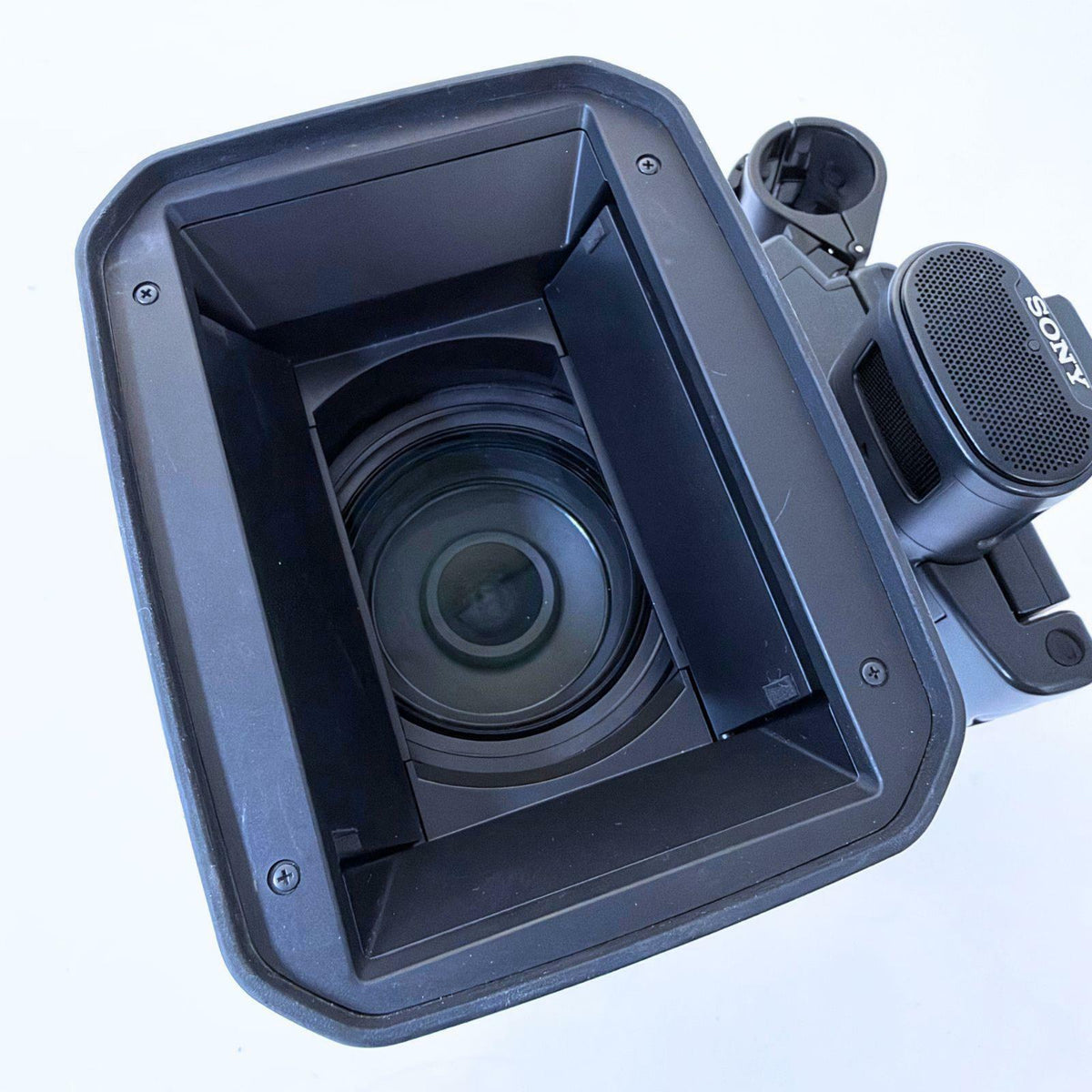 Sony HDR-AX 2000 AVCHD Professional Camcorder Video Camera No Battery