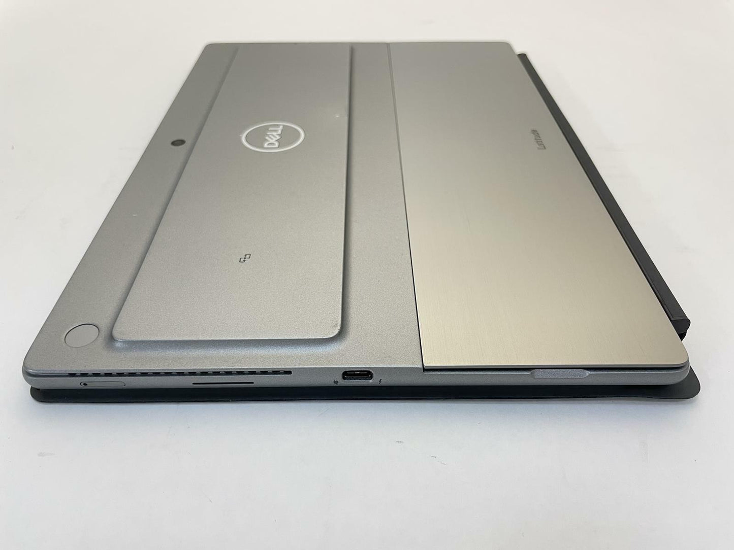 DELL LATITUDE 7320 13" DETACHABLE Core i5 1140G7 16GB 256GB NVMe WIN11 -Good