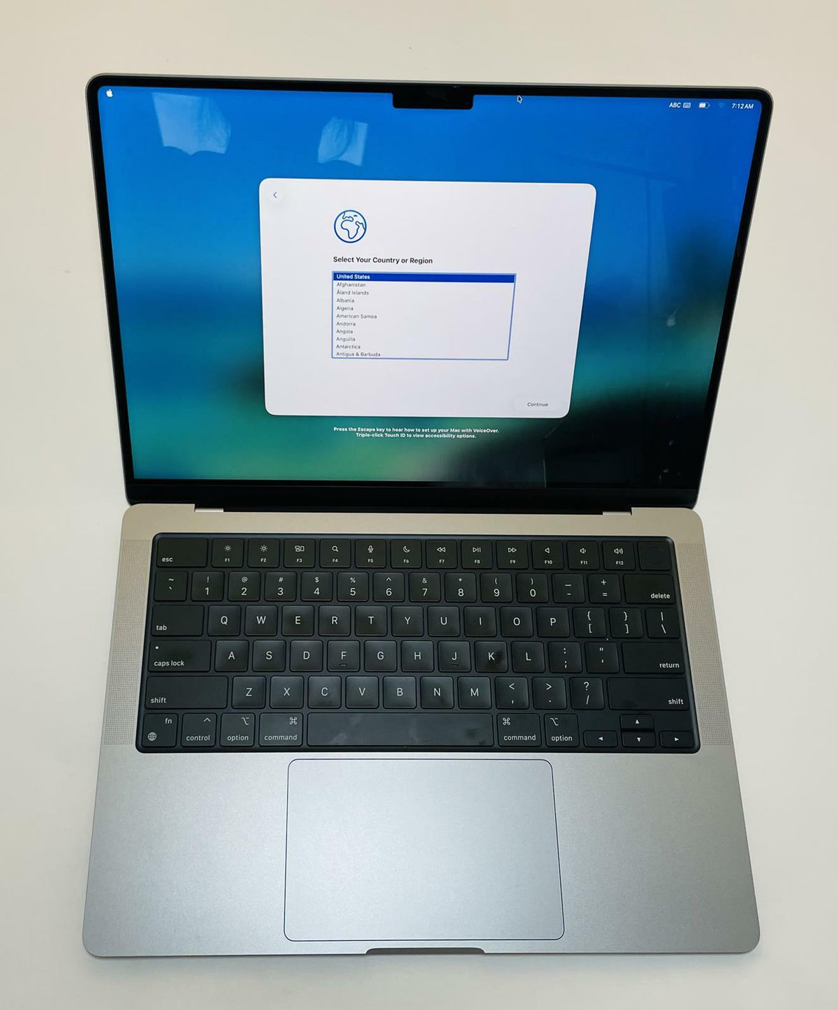 APPLE MacBook Pro A2779 2023 14" M2 Pro 16GB 512GB SSD Gray Tahoe -Good
