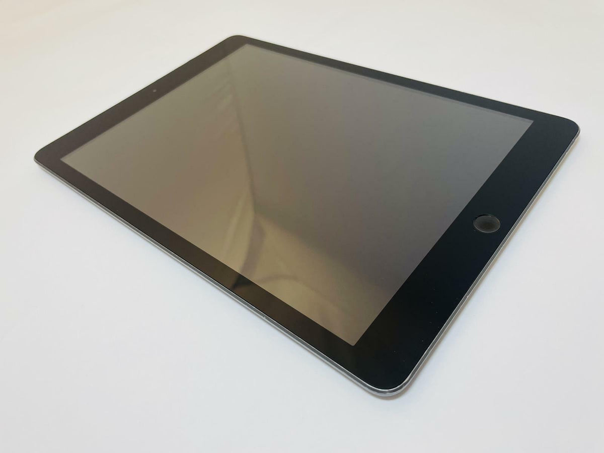 APPLE iPad (8th Gen) A2429 10.2" 32GB Unlocked Space Gray iOS