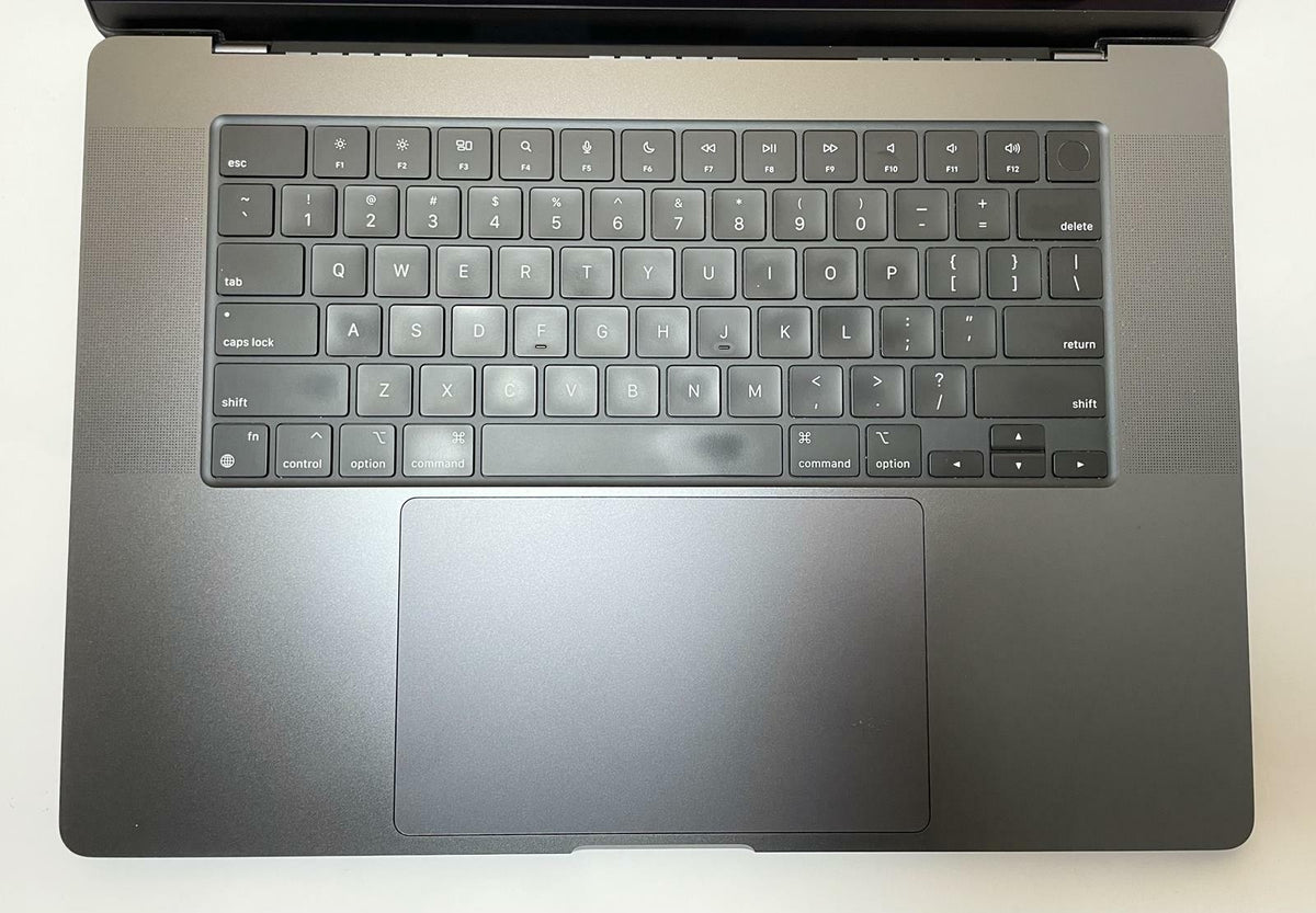 APPLE MacBook Pro A3403 2024 16" M4 Pro 24GB 512GB SSD Black Tahoe -Good