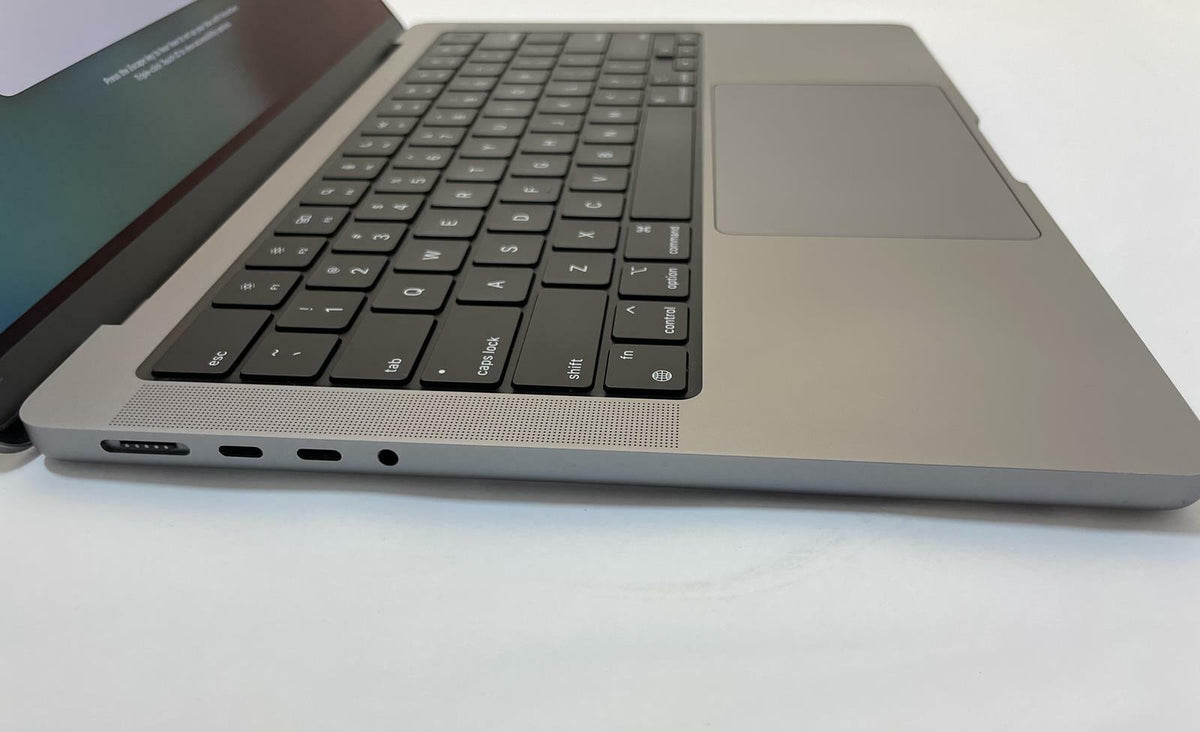 APPLE MacBook Pro A2442 2021 14" M1 Pro 16GB 512GB SSD Gray Tahoe -Good