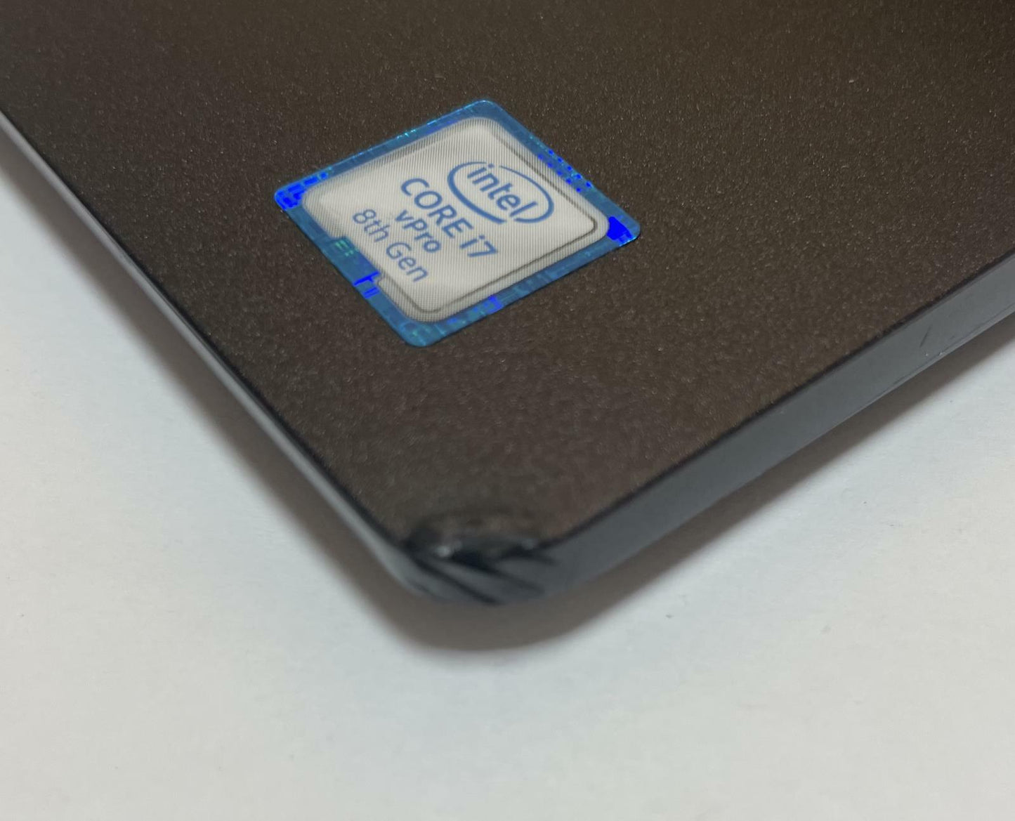 DELL LATITUDE 5300 2-IN-1 13" Laptop Core i7 8665U 16GB 256GB Windows 11 Pro