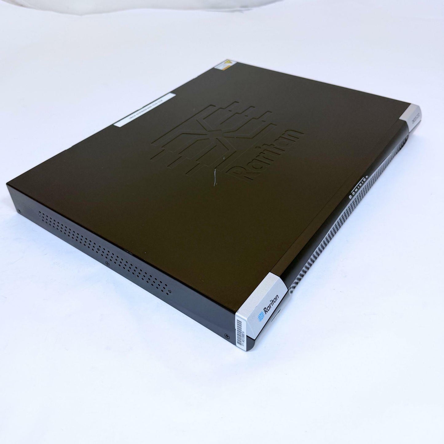 Raritan Dominion DKX3-232 32-Port KVM Over IP Switch