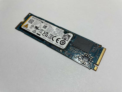 KIOXIA KXG7AZNV1T02 1TB M.2 PCIe 4 x4 NVMe Internal SSD