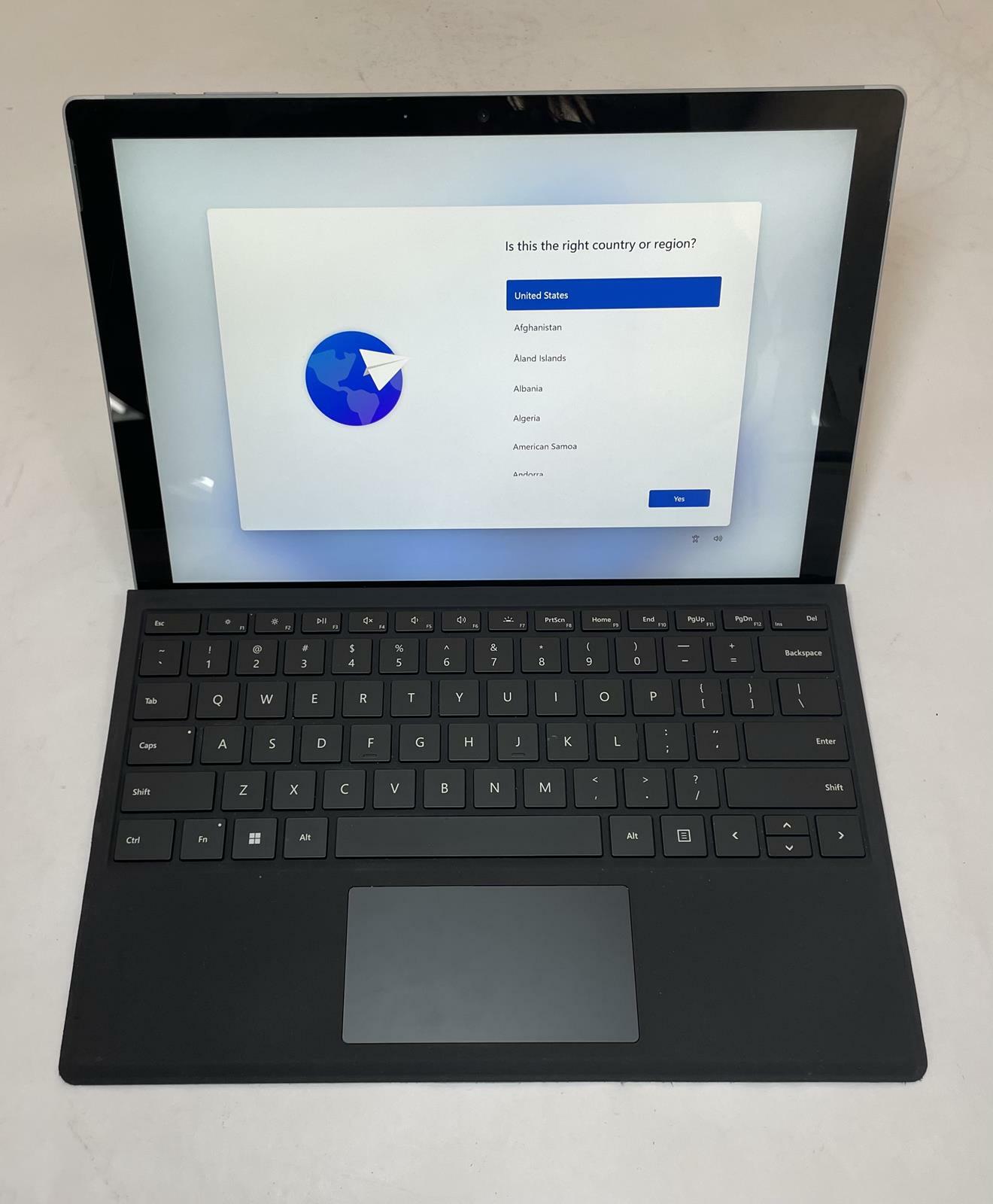 MICROSOFT SURFACE PRO 7 Intel i5 1035G4 8GB 256GB W11 W/ Keyboard -Very Good