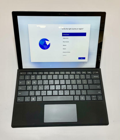 MICROSOFT SURFACE PRO 7 12.2" i5 1035G4 8GB 256GB WIN11P W/ Keyboard -Excellent