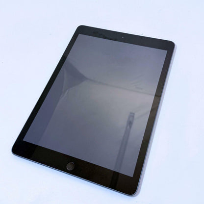 Apple iPad (8th Gen) A2270 10.2" 32GB WiFi Space Gray