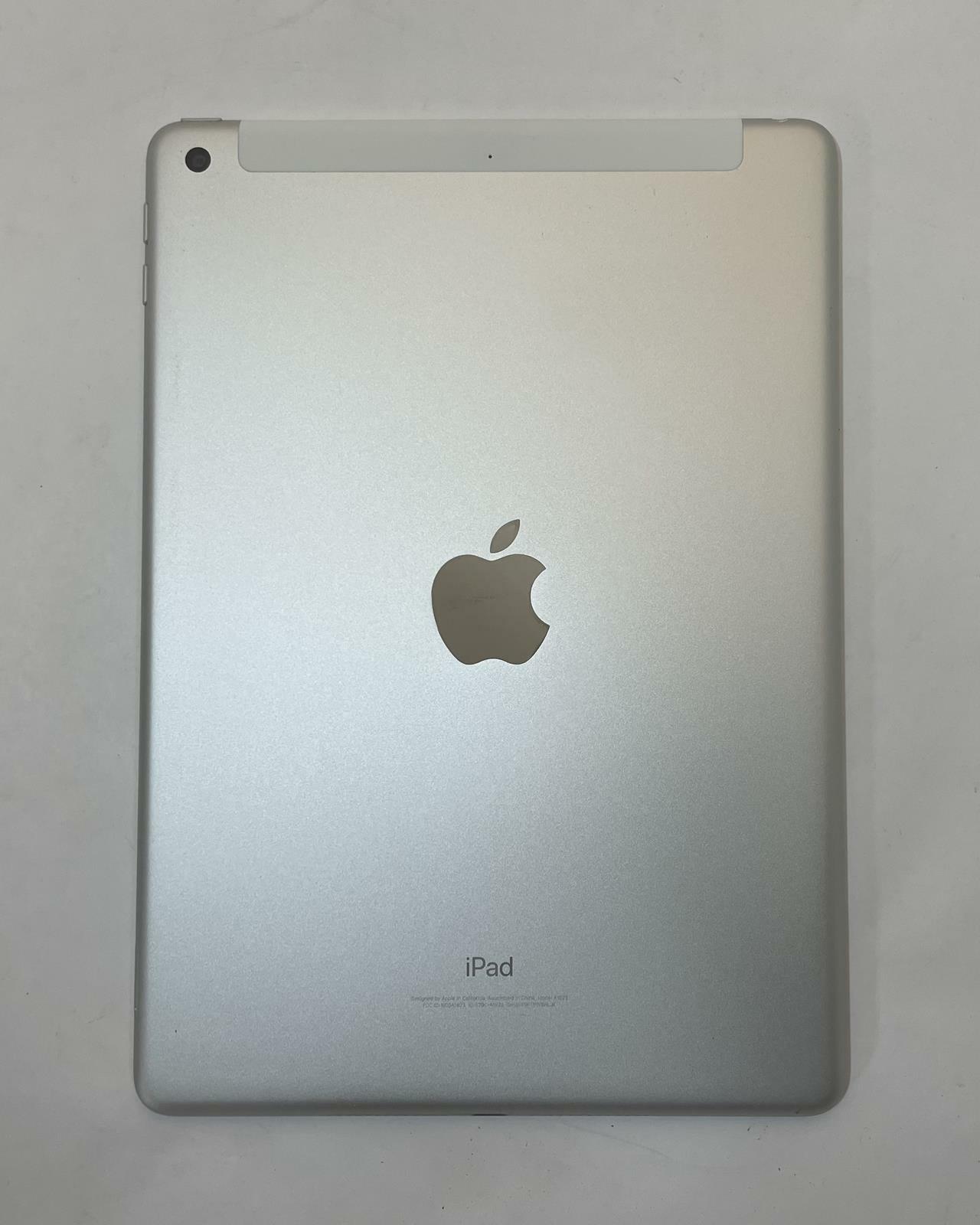 APPLE iPad 5th Gen A1823 9.7" 32GB Unlocked Silver/White iOS -Very Good