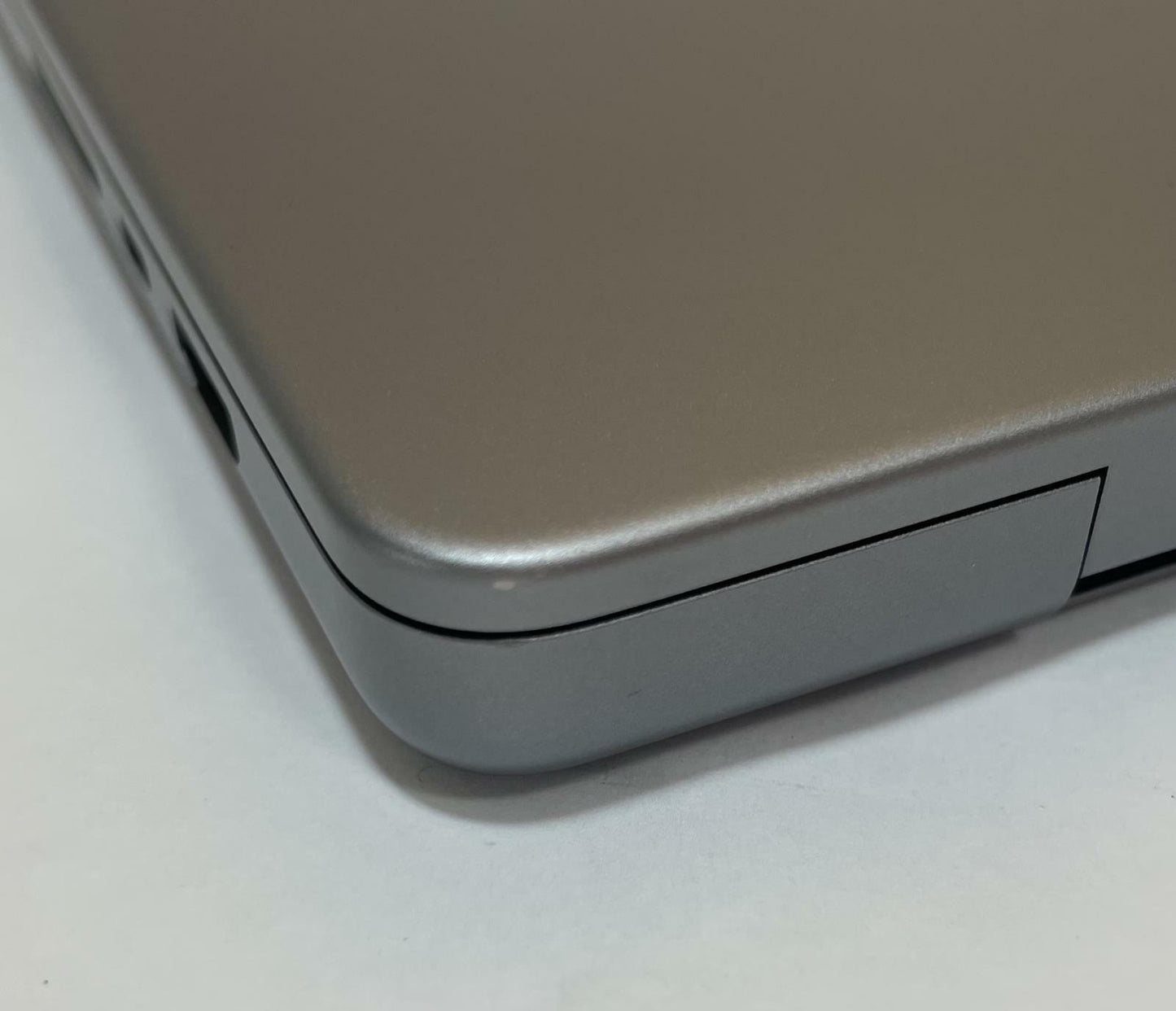 APPLE MacBook Pro A2780 2023 16" Apple M2 Pro 16GB 512GB SSD Gray Tahoe-VeryGood