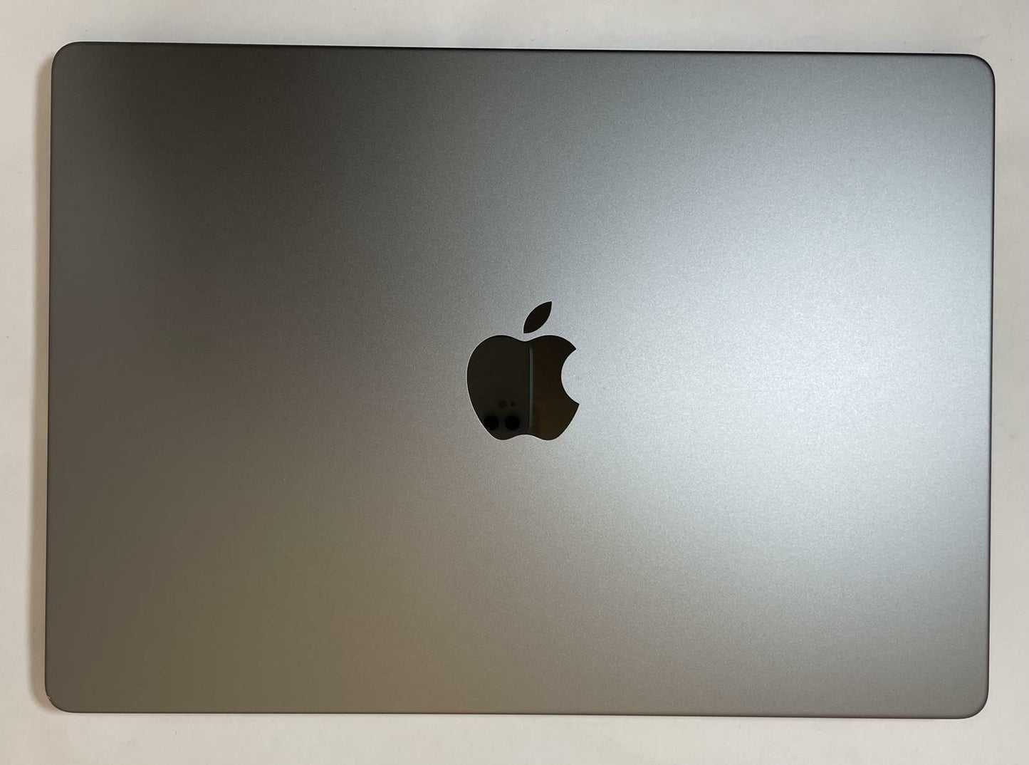 APPLE MacBook Pro A2442 2021 14" Apple M1 Pro 16GB 512GB SSD Gray Sequoia -Good