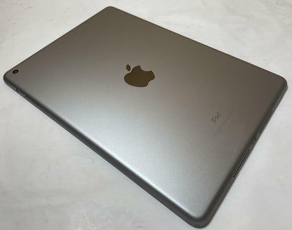 Apple iPad 5th Gen A1822 9.7" 32GB WiFi Only Gray iOS -Very Good