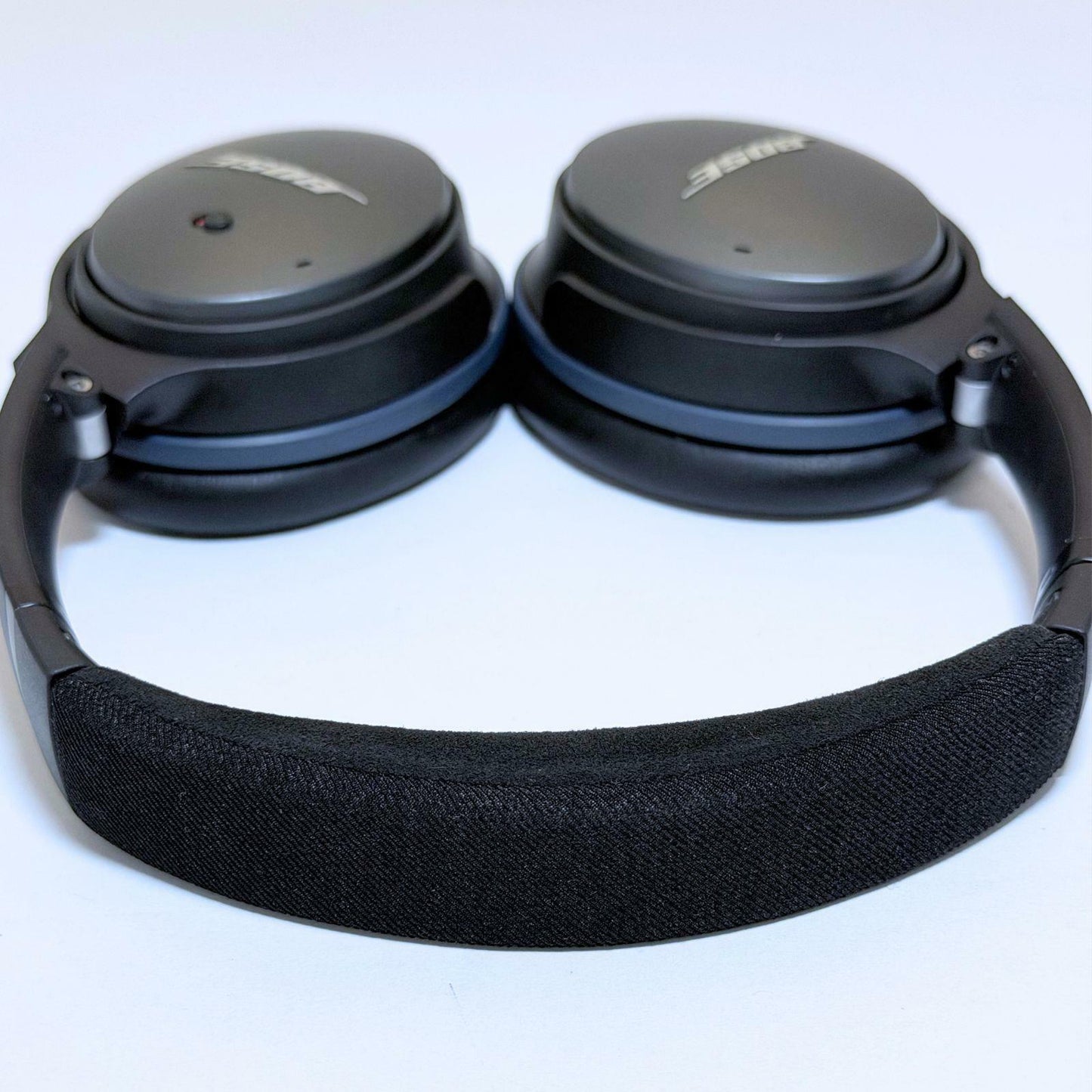 Bose QuietComfort 25 QC25 Acoustic Noise Cancelling Headphones Black with Case