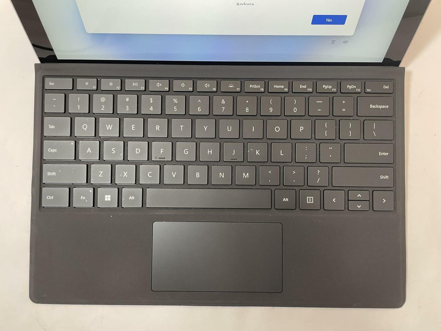 MICROSOFT SURFACE PRO 7 Intel i5 1035G4 8GB 256GB W11 W/ Keyboard -Very Good