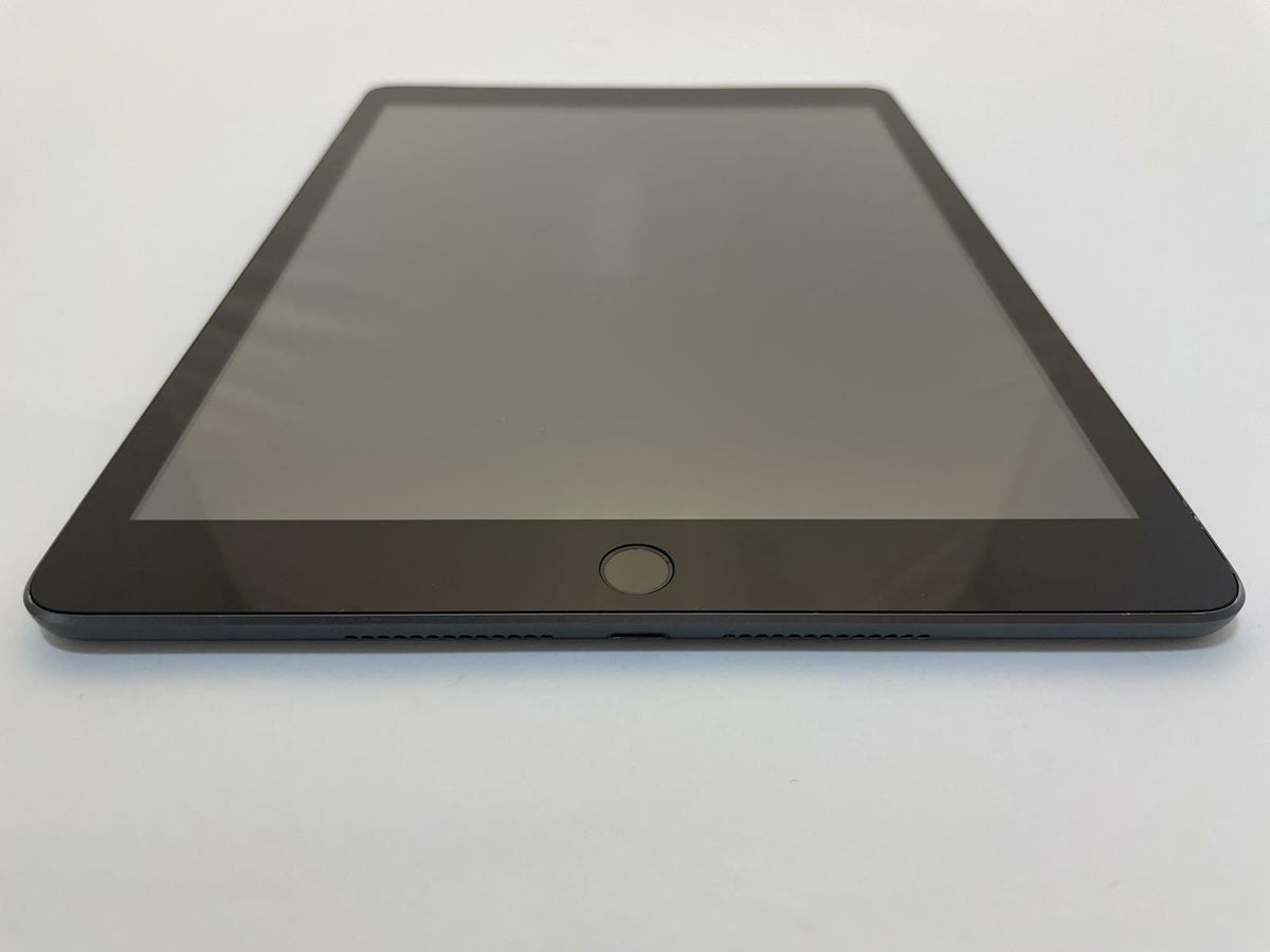 APPLE iPad (8th Gen) A2428 10.2" 32GB Unlocked Space Gray